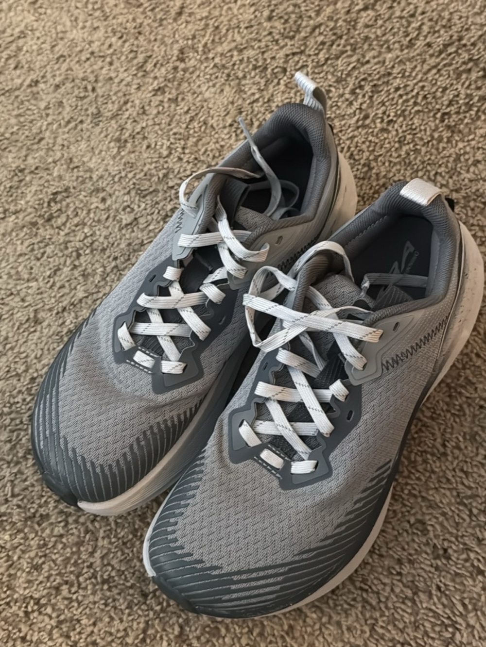 Women’s Altra Trail
Runners / Hikers size 9